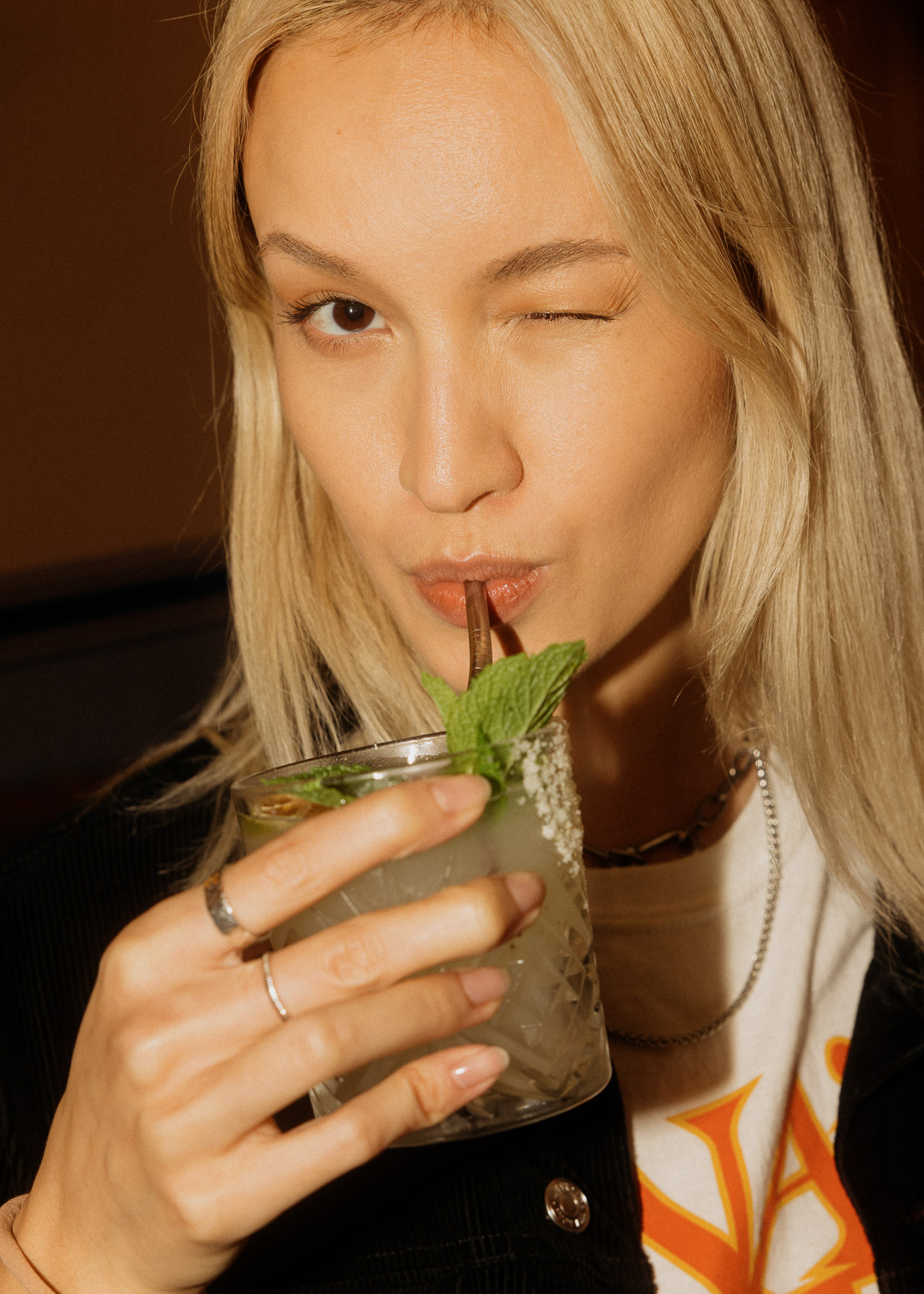 crazy-party-lifestyle-photography-5